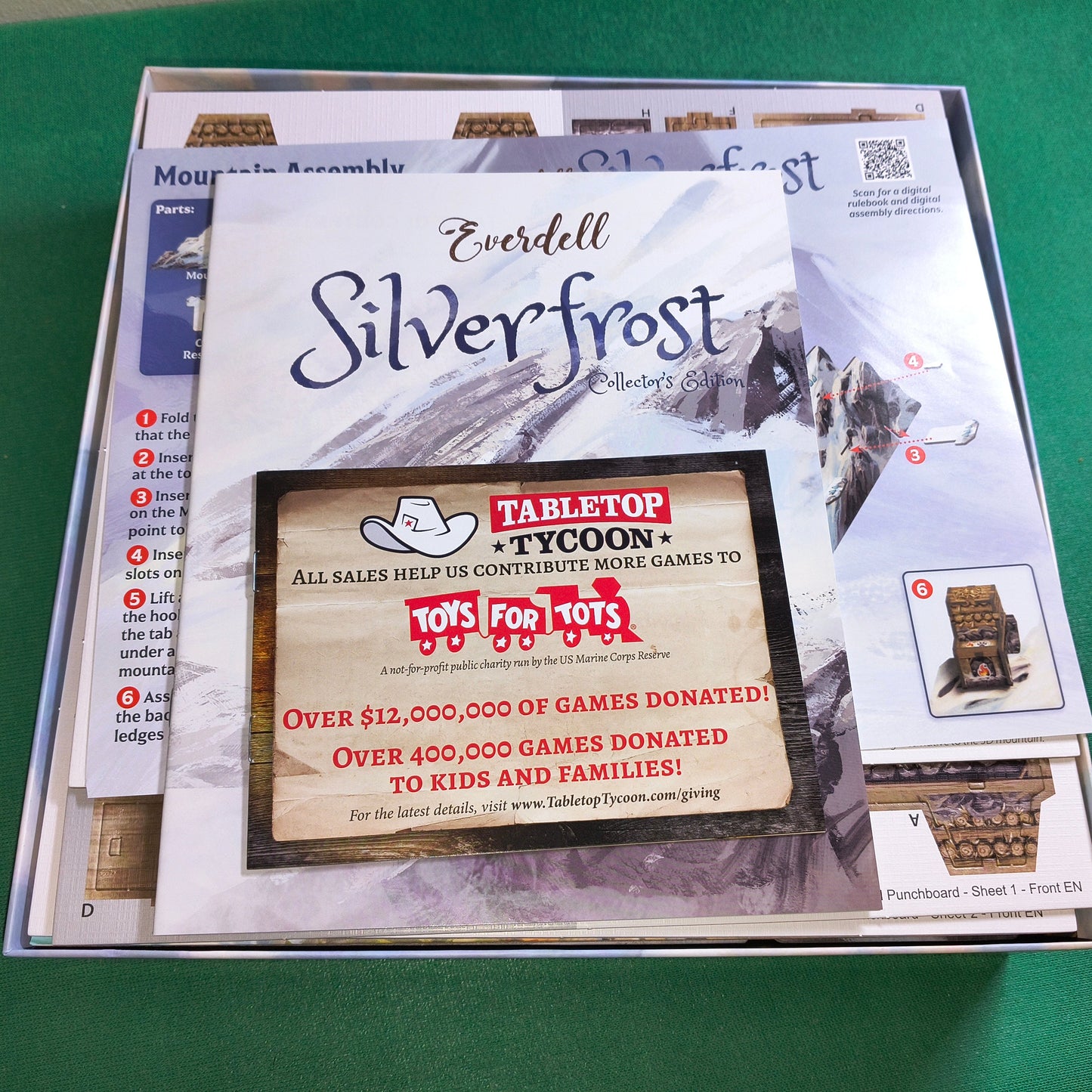 Everdell: Silverfrost - Collector's Edition - inglese - danneggiato